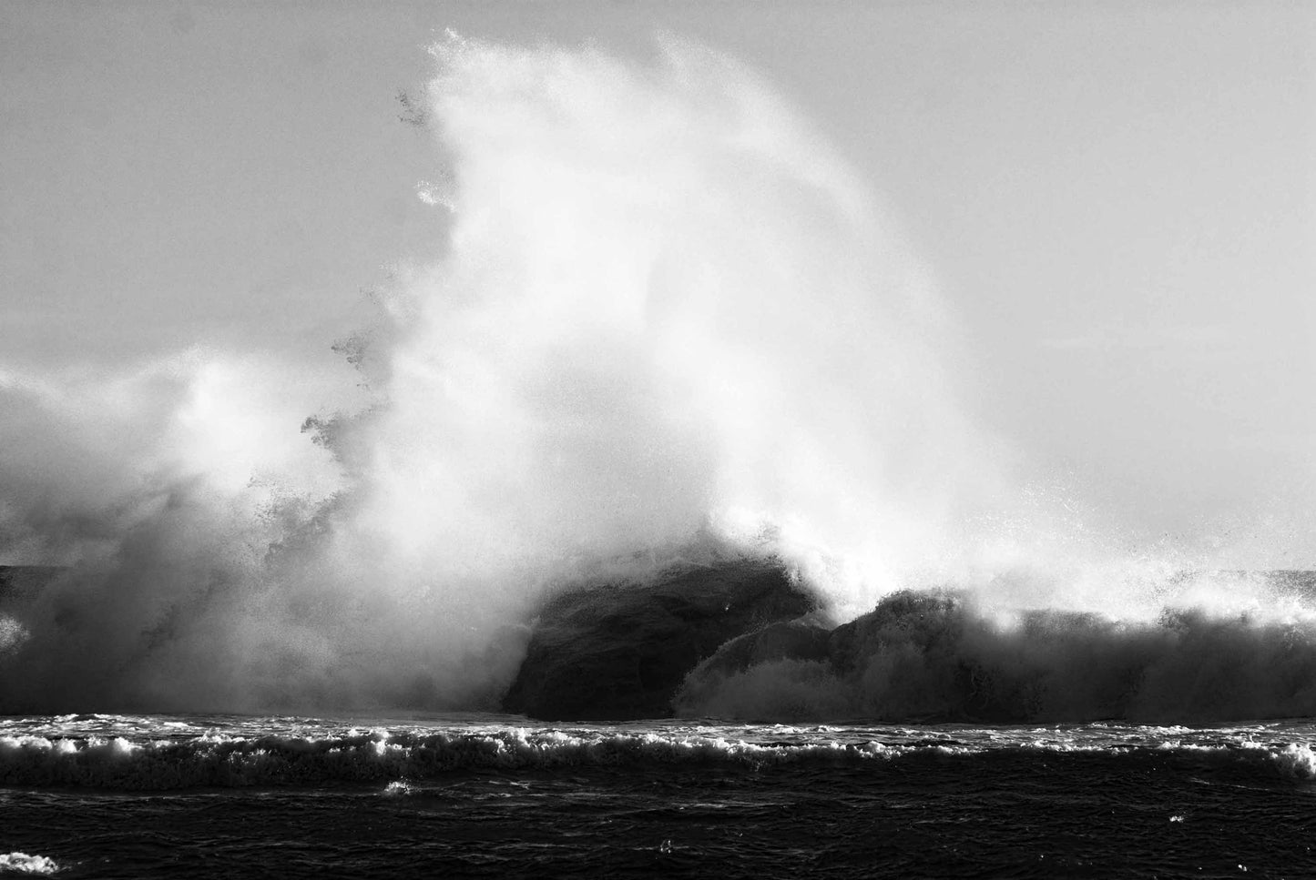 THE WAVES - LIMITED EDITION with QUOTE, 59.4 × 84.1 cm