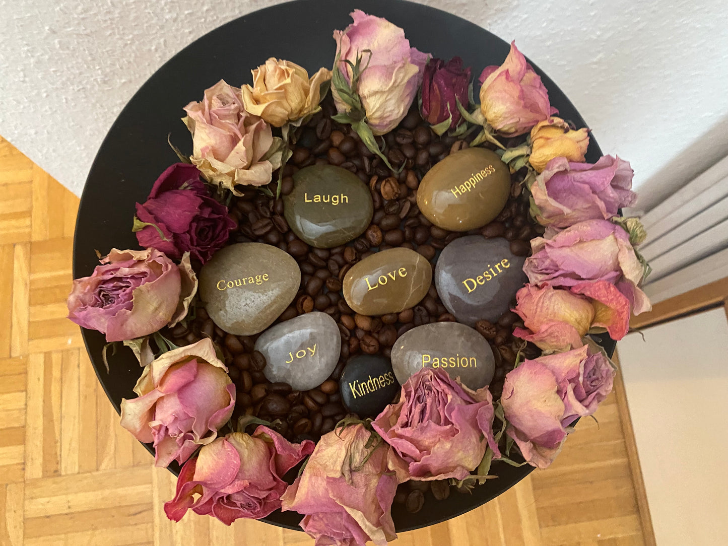 LIFE, glass, plastic, roses, stones, coffee