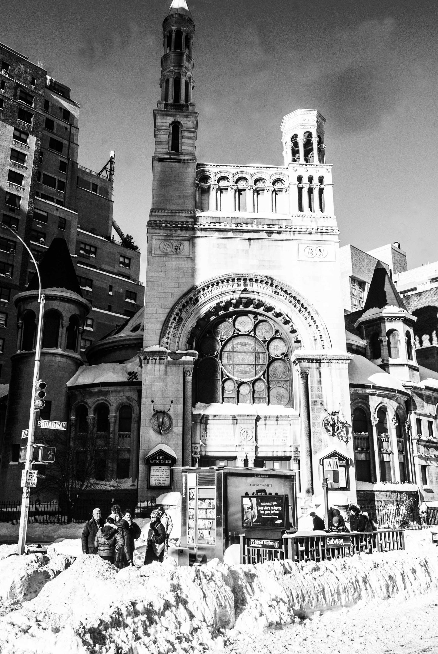 MOMENT OF LIGHT, New York