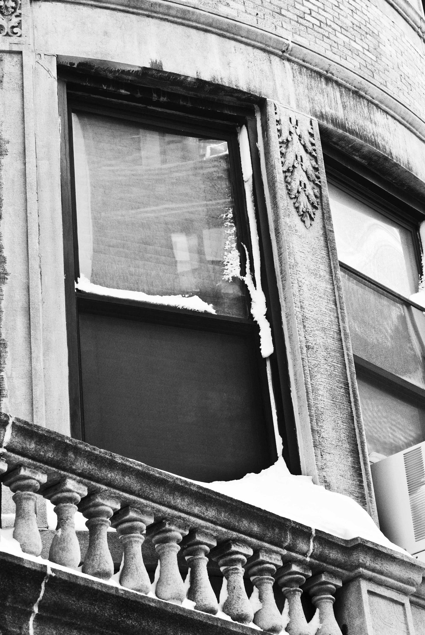 THE LOOK OF A WINDOW, New York